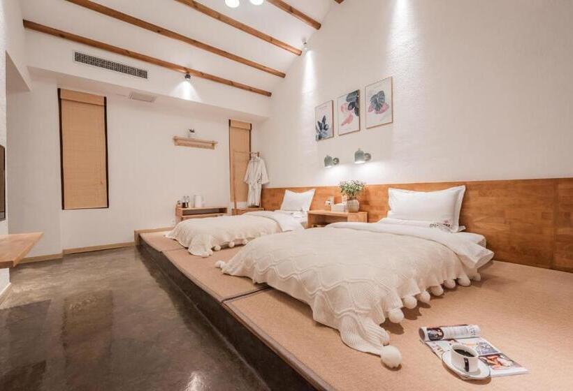 디럭스 룸, Shang Shan Ruo Shui 大理上山若水客栈