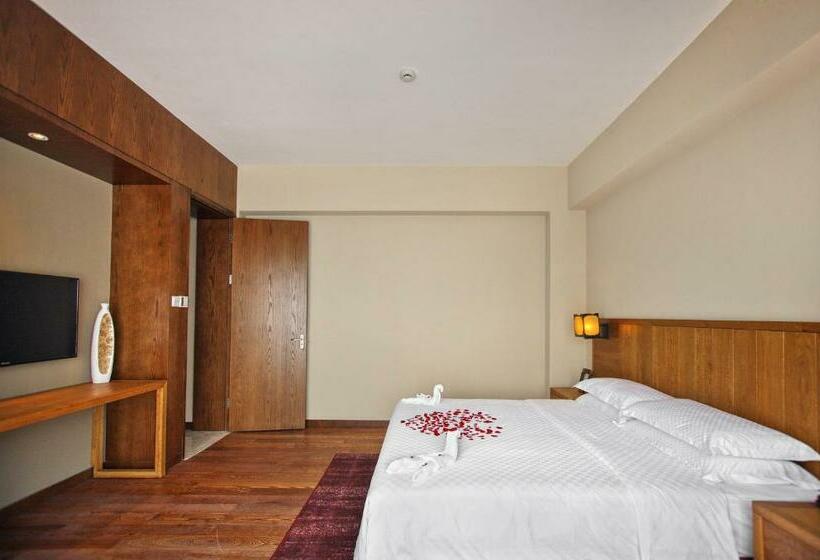 غرفة قياسية مطلّة علي الحديقة, Parkview