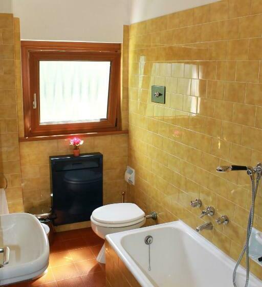 חדר סטנדרט לשלושה, Miramonti