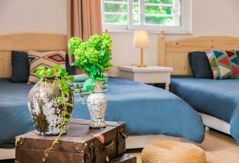Perhehuone, U Shore House
