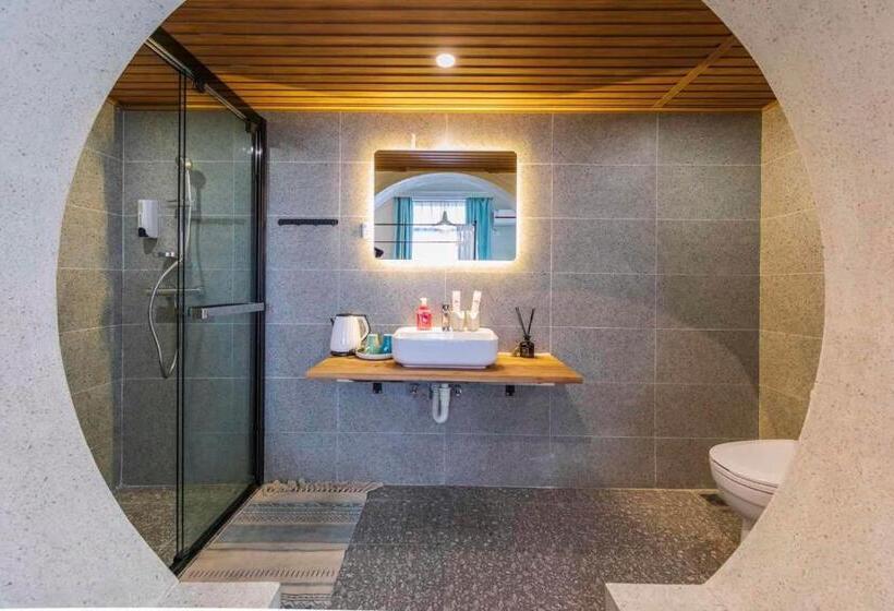 Standard-huone King-vuode, U Shore House