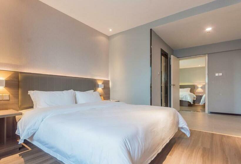 Family Suite, 7days Premium Zhongshan Tanzhou Town Market Central Branch