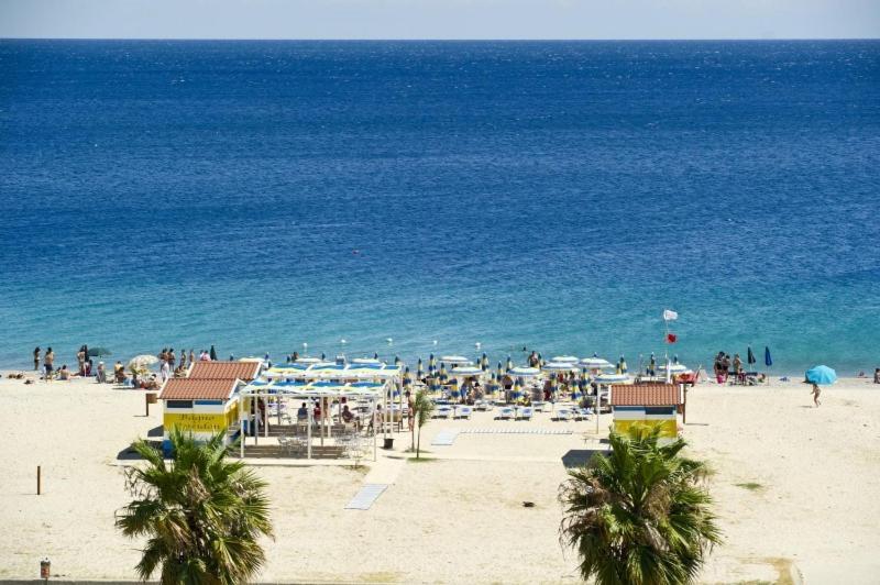 スタンダードルーム, Poseidon