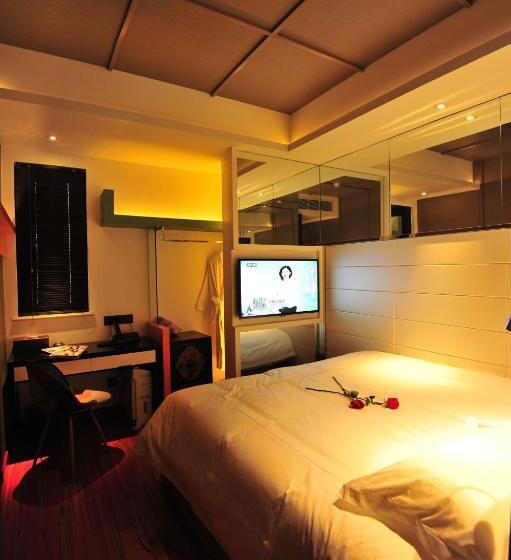 クラシックルーム, Wisdom Boutique