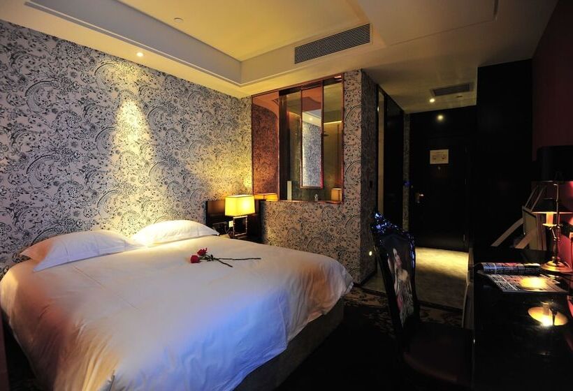 اتاق لوکس, Wisdom Boutique