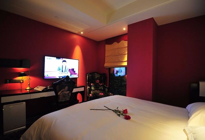 デラックスルーム, Wisdom Boutique