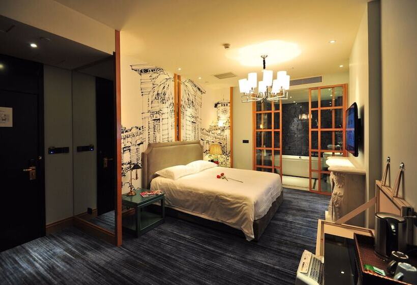 ファミリールーム, Wisdom Boutique