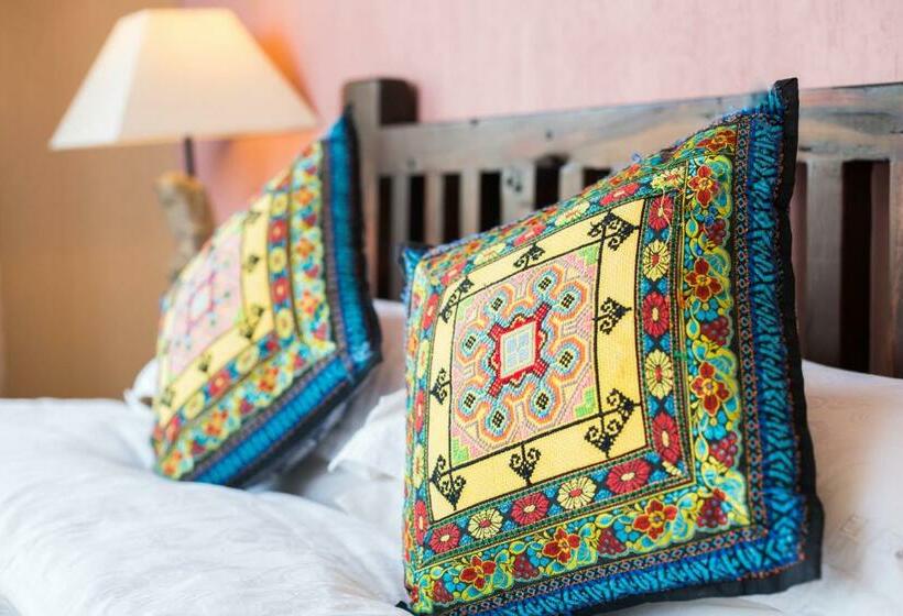 سوییت خانوادگی, Yangshuo Mountain Nest Boutique