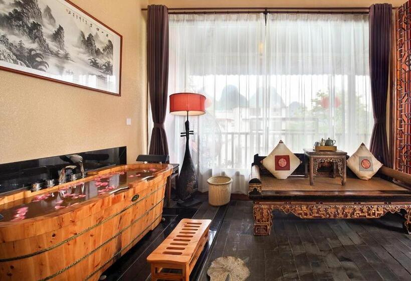 سوییت سوپریور, Yangshuo Mountain Nest Boutique