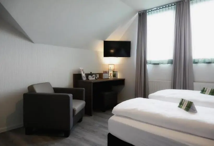 Huoneisto 2 Makuuhuonetta, Konsumhotel Am Park Nebenhaus Vom Konsum Berghotel Oberhof