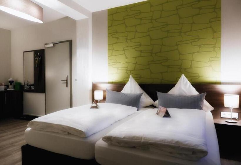 Семейный Номер, Konsumhotel Am Park   Nebenhaus Vom Konsum Berghotel Oberhof