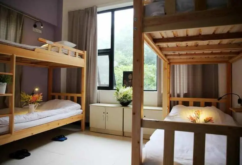Vuode Makuusalissa, Lohas Dream Of Youth Hostel