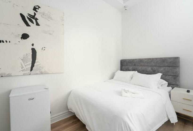 스탠다드 스튜디오, Penfield Suites