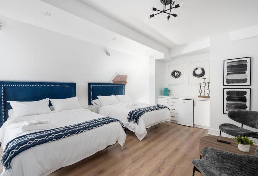 패밀리 스튜디오, Penfield Suites