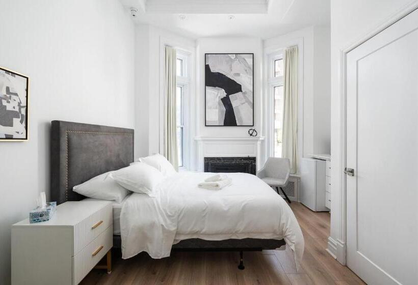 스탠다드 스튜디오, Penfield Suites