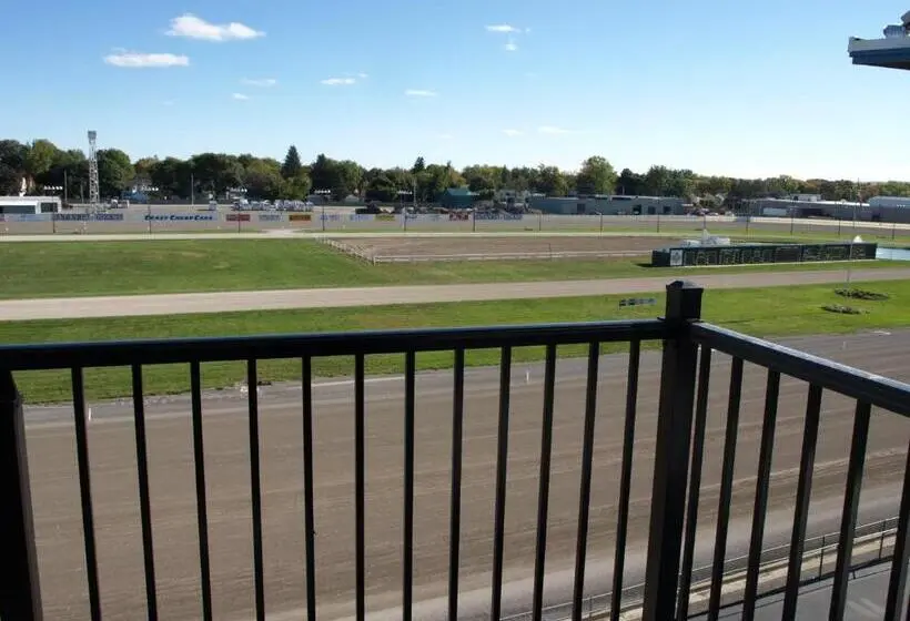 Sviitti King-vuode, At Batavia Downs