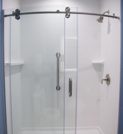 غرفة قياسية سرير كينج لذوى الإحتياجات الخاصة, At Batavia Downs