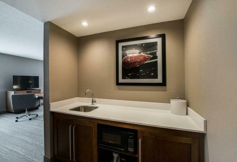 סוויטת אקזקיוטיב, עם מיטת קינג, Hampton Inn & Suites Wixom