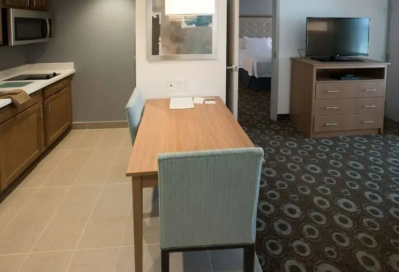 スイート, Homewood Suites By Hilton Paducah