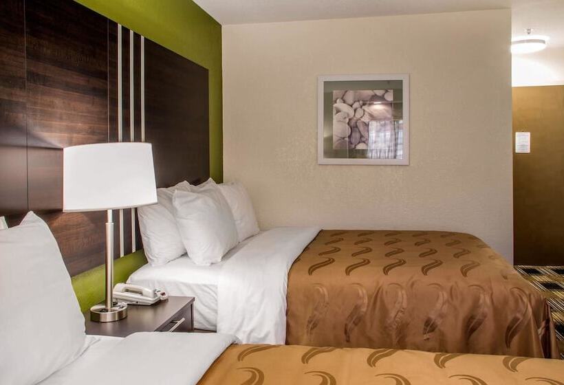 Номер Стандарт Адаптированный для Инвалидов, Quality Inn & Suites Maggie Valley   Cherokee Area