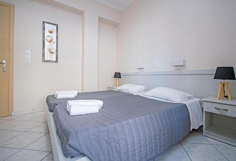 סטודיו דלוקס, Trabukos Beach Complex