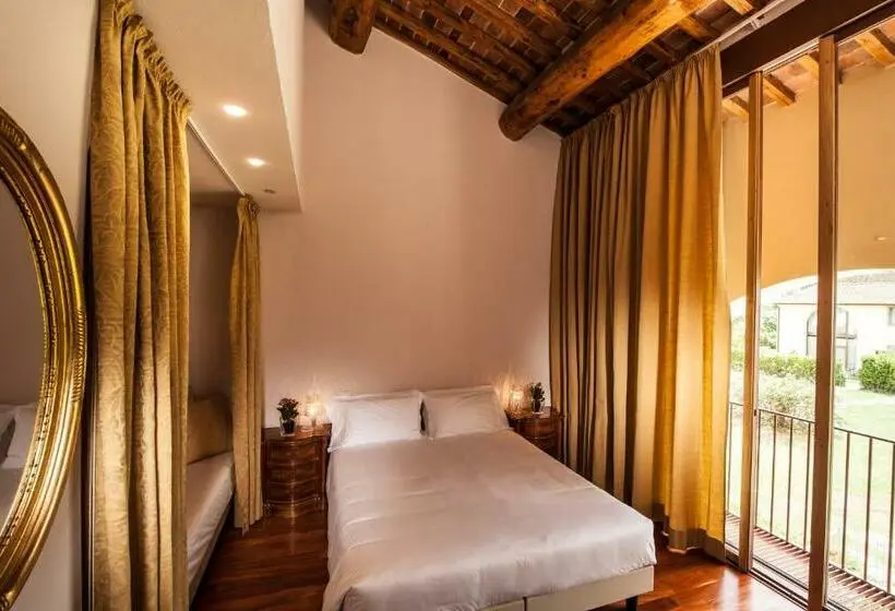 キングサイズベッドのデラックスルーム, Cascina Canova B&b