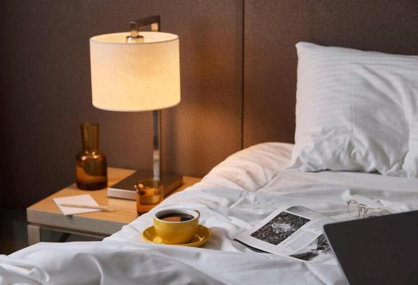 غرفة ديلوكس ثلاثية, Atura Dandenong