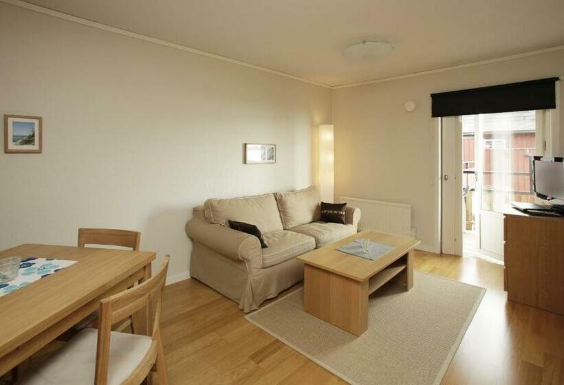 דירת חדר, Byxelkroks Marina Sea Resort