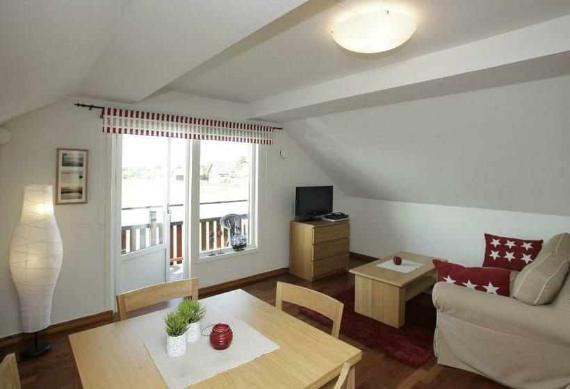 דירת חדר, Byxelkroks Marina Sea Resort