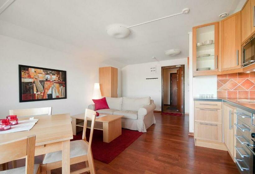 דירת חדר, Byxelkroks Marina Sea Resort