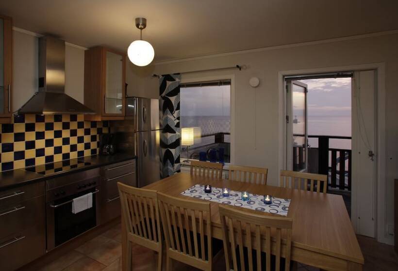 דירת חדר, Byxelkroks Marina Sea Resort