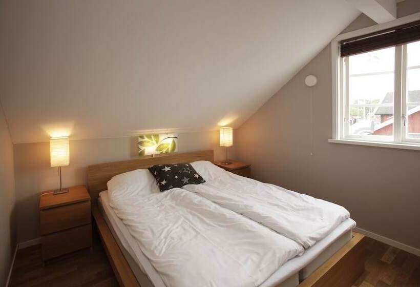 דירת חדר, Byxelkroks Marina Sea Resort