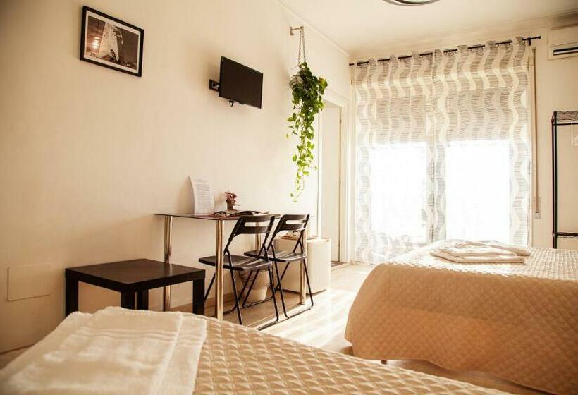 اتاق سوپریور سه تخته, City Lights Rome