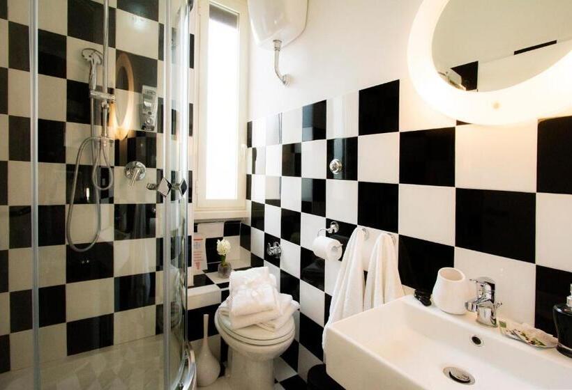 اتاق لوکس, City Lights Rome