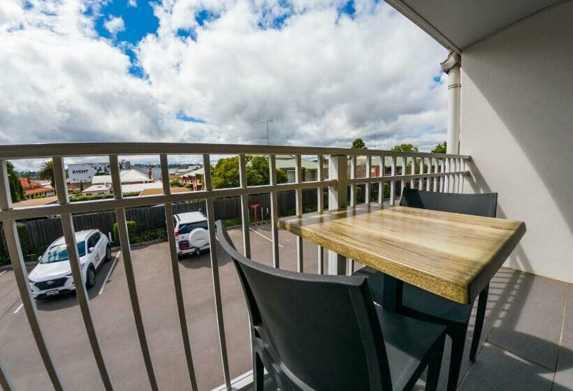 Номер Executive Кровать Кинг, Potters Toowoomba