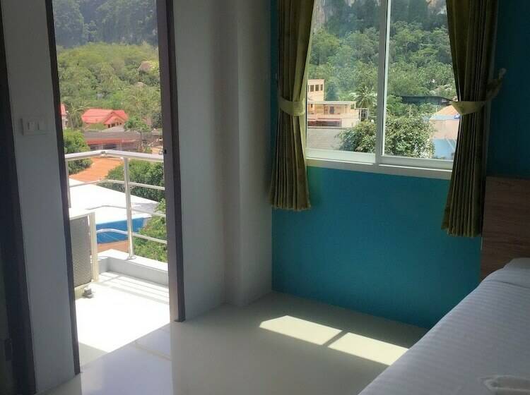 발코니 수피리어 룸, The Ri