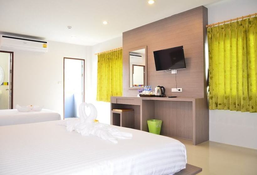 디럭스 트리플 룸, The Ri