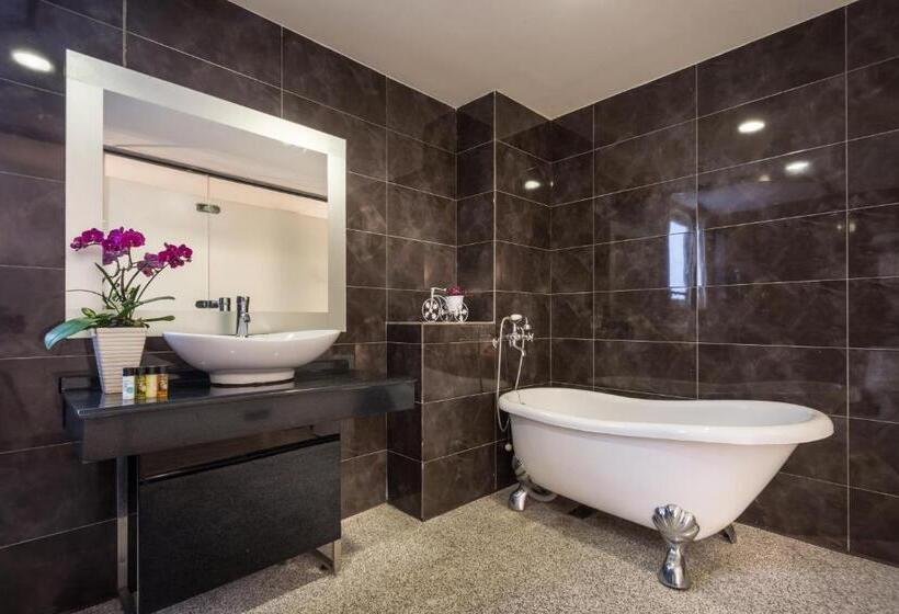 اتاق لوکس, 慶城商旅urbanone