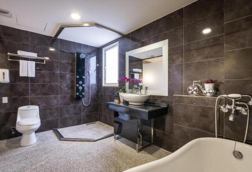 اتاق لوکس, 慶城商旅urbanone