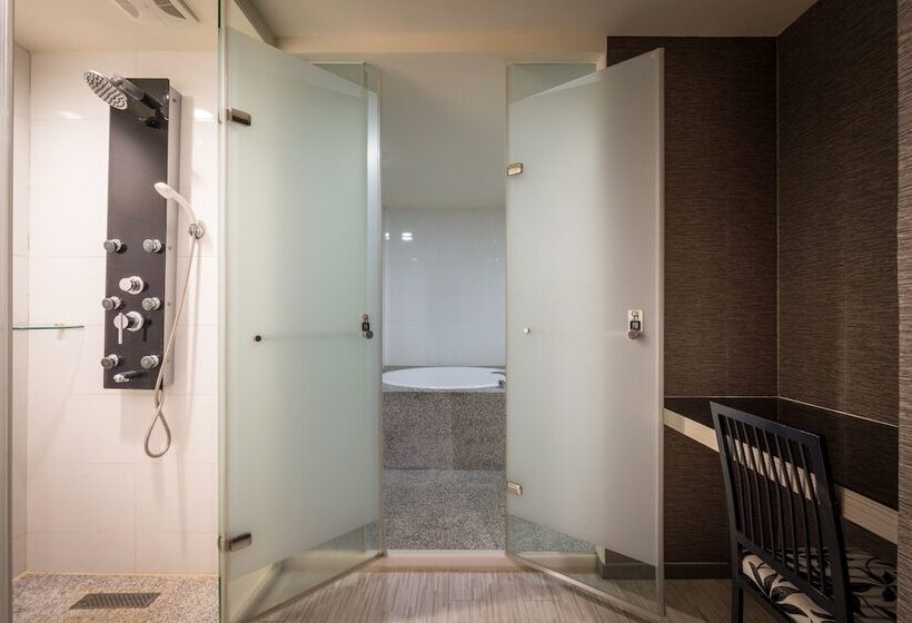 اتاق لوکس, 慶城商旅urbanone