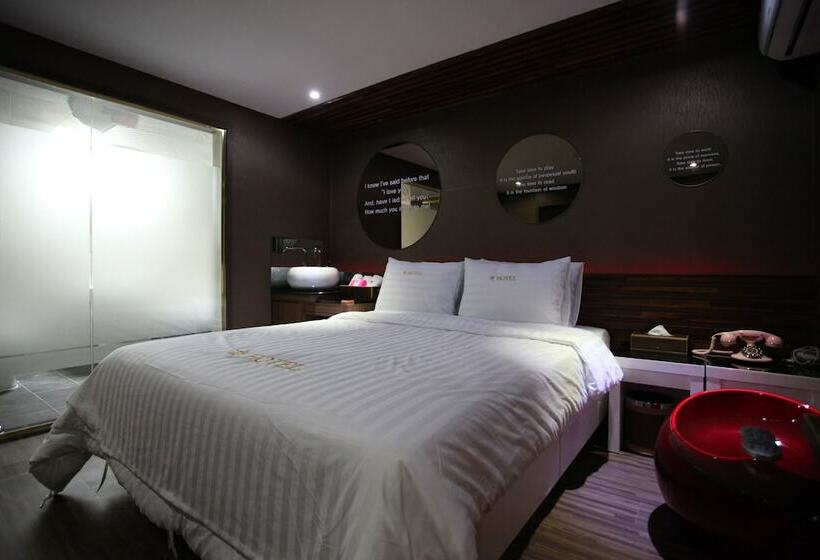 Номер Стандарт, Jjak Motel Daejeon
