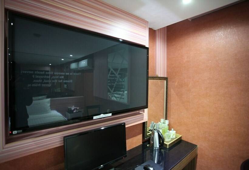 Номер Стандарт, Jjak Motel Daejeon