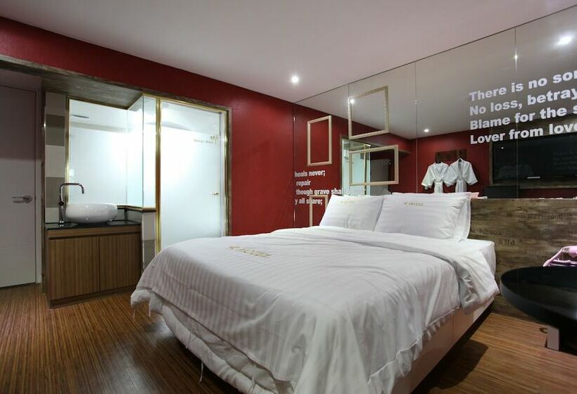 Номер Стандарт, Jjak Motel Daejeon
