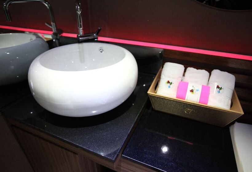 חדר סטנדרט, Jjak Motel Daejeon