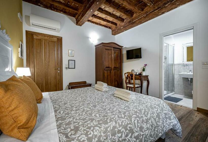 اتاق استاندارد, La Stella D'oro B&b