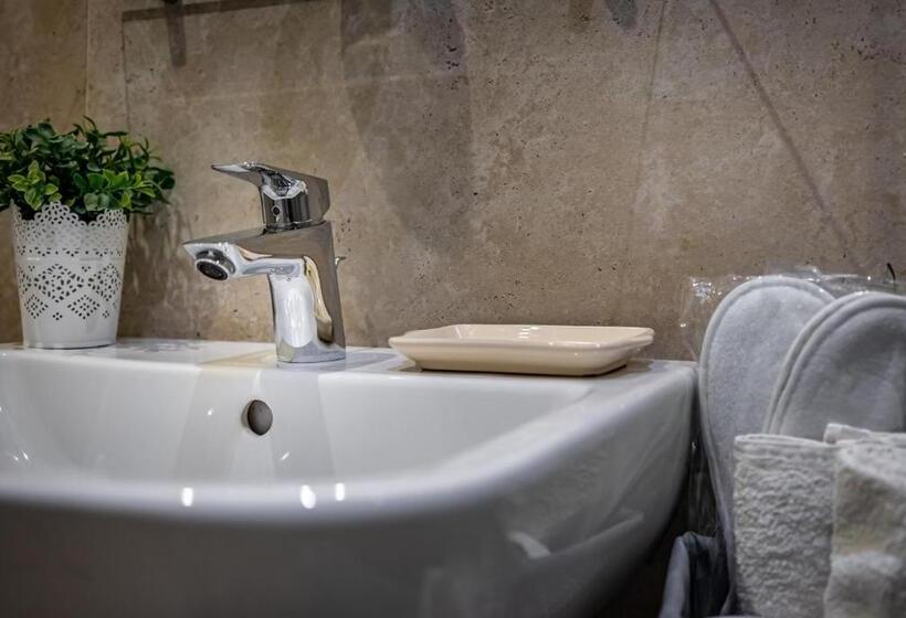 اتاق سوپریور, La Stella D'oro B&b