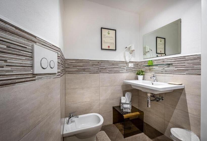 سوییت جونیور, La Stella D'oro B&b