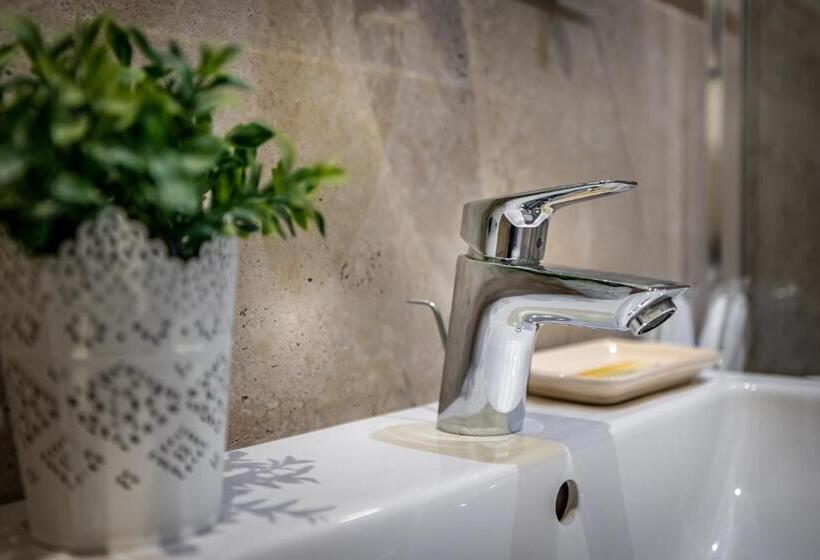 اتاق سوپریور, La Stella D'oro B&b