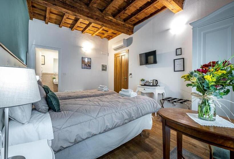 اتاق سوپریور, La Stella D'oro B&b