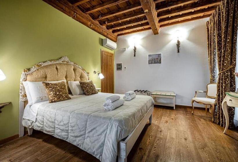 سوییت جونیور, La Stella D'oro B&b